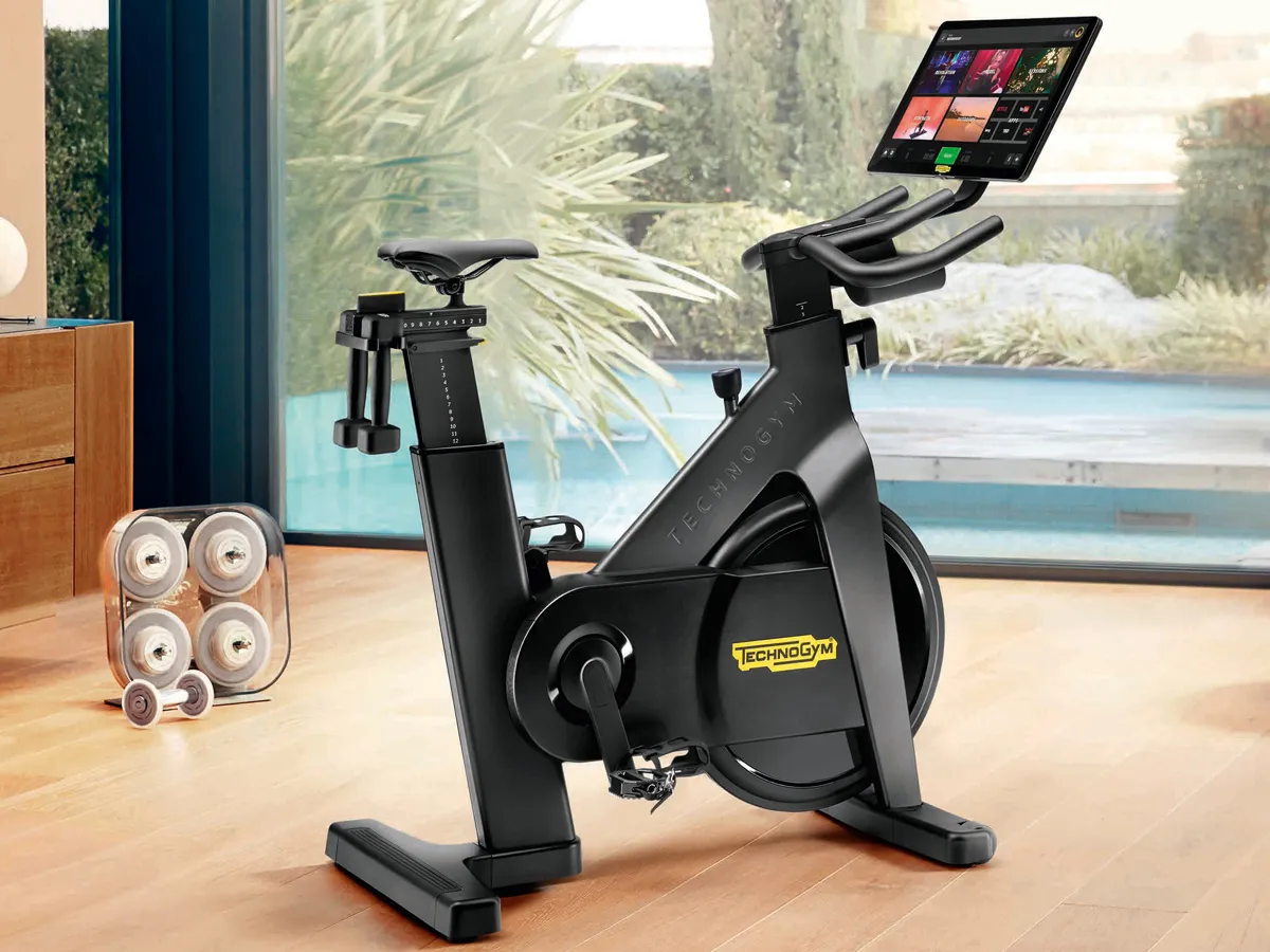 spin bike Technogym